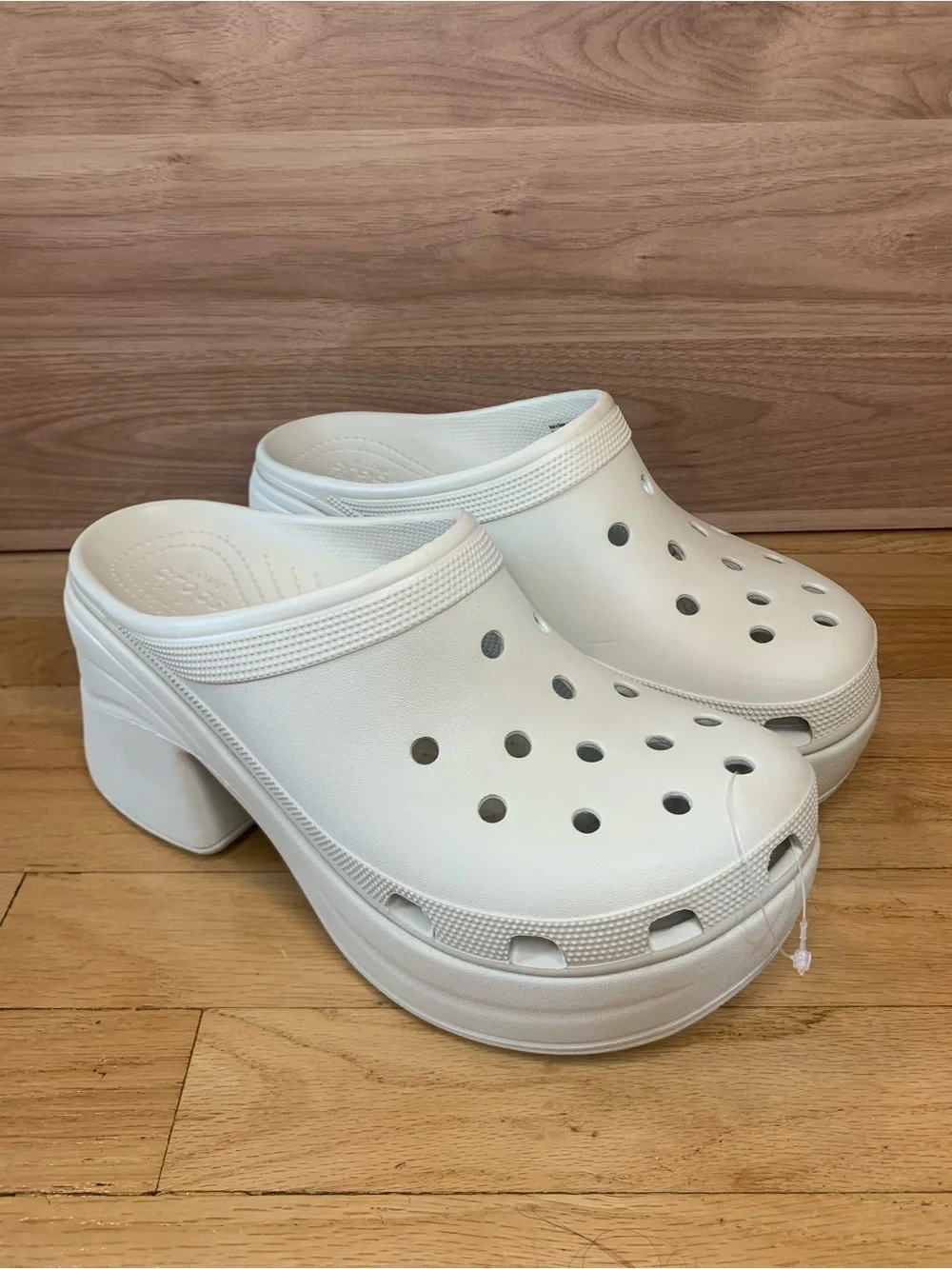 CROCS Siren Platform Clogs - Size 11